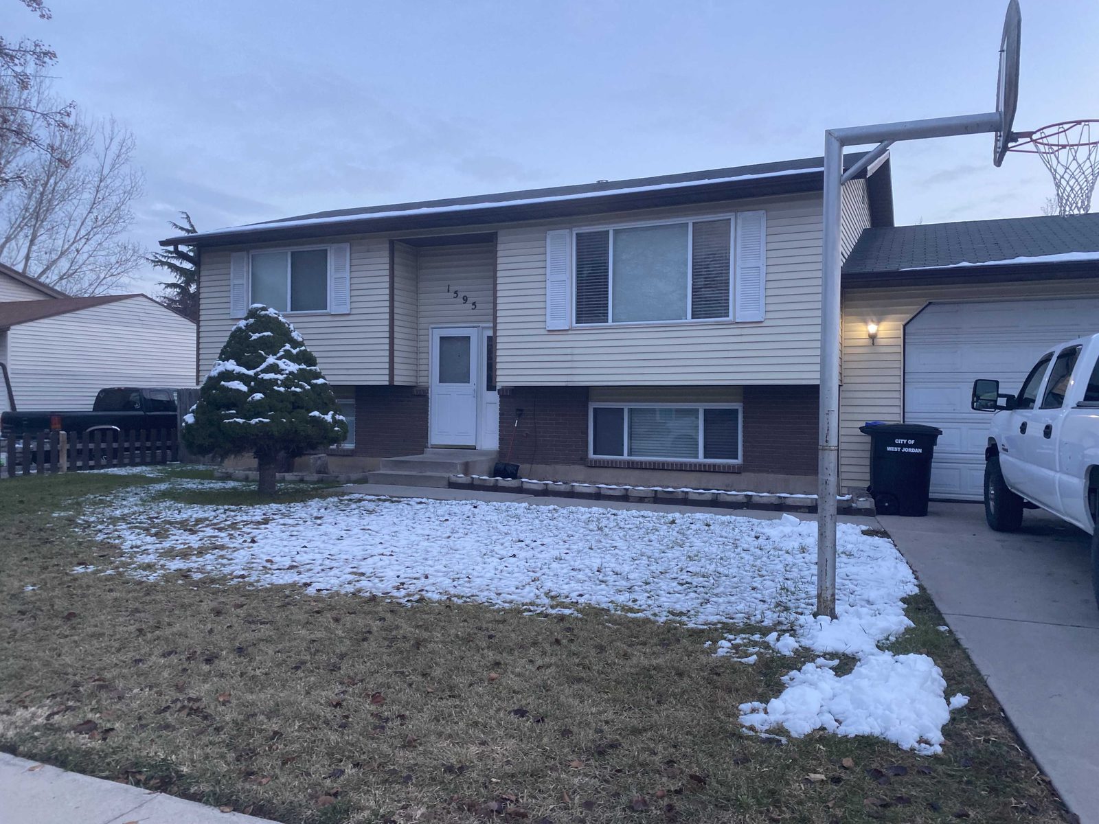 1595 W 8295 S (Basement)